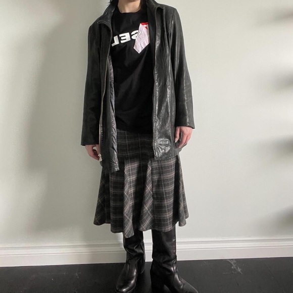 Danier leather jacket - Picture 3 of 7